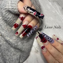 Luxor Nails - Nail Tech: Gabrielle 
Design: Gabrielle