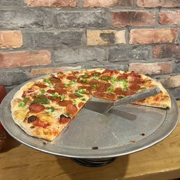 Pepperoni and green pepper pizza Pepperoni and green pepper pizza