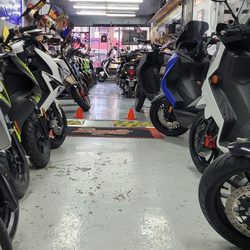 Moped Garage