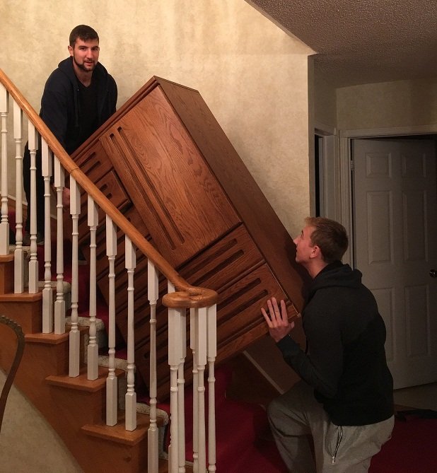 Bronte Movers Crew Taking Care Moving Furniture Upstairs Yelp