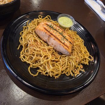 OMELI Kitchen - Salmon garlic noodles - Vietnamese Near Me - Fullerton, California