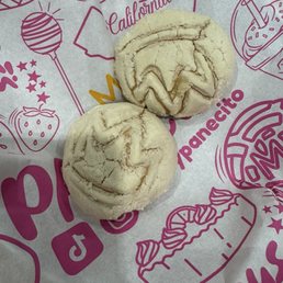 Fresh Hot Conchas Fresh Hot Conchas