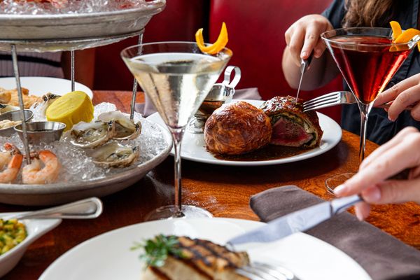 Oak Steakhouse by null