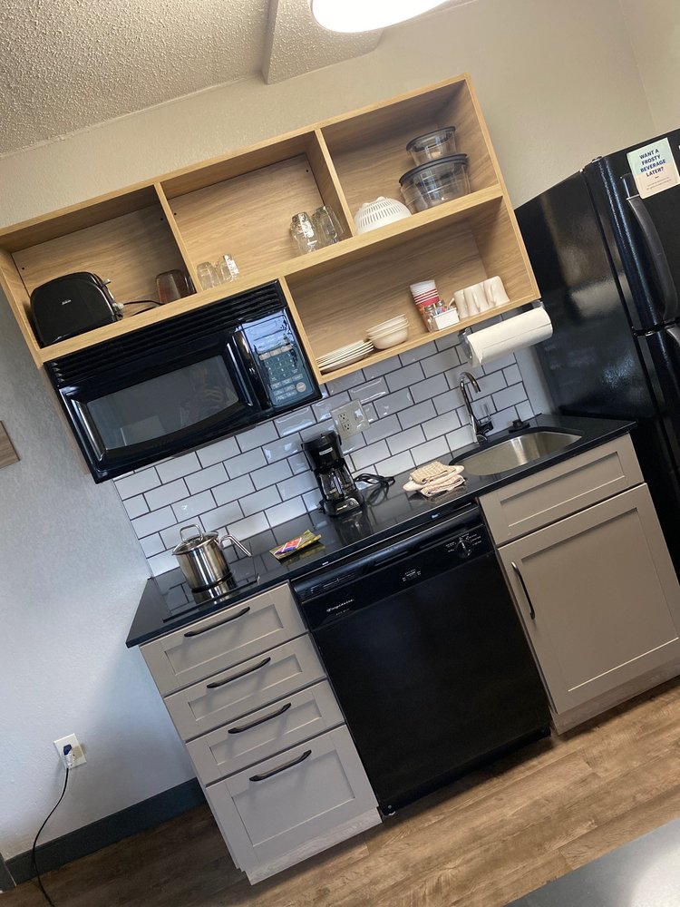 CANDLEWOOD SUITES INDIANAPOLIS DWTN MEDICAL DIST Updated September