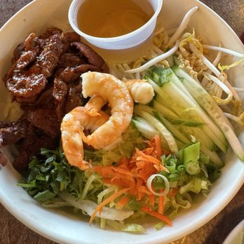 Pho Hao - #33 Grill pork and Fried Shrimp vermicelli noodle salad - Vietnamese Near Me - Salt Lake City, Utah