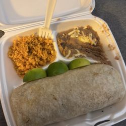 Buena Vista Restaurant Mar Y Tierra - steak burrito dinner