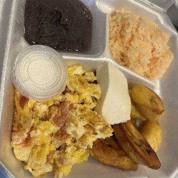 Pupuseria Los 5 Puntos - Desayuno - Salvadoran Near Me - Hamilton, Ohio Pupuseria Los 5 Puntos - Desayuno - Salvadoran Near Me - Hamilton, Ohio
