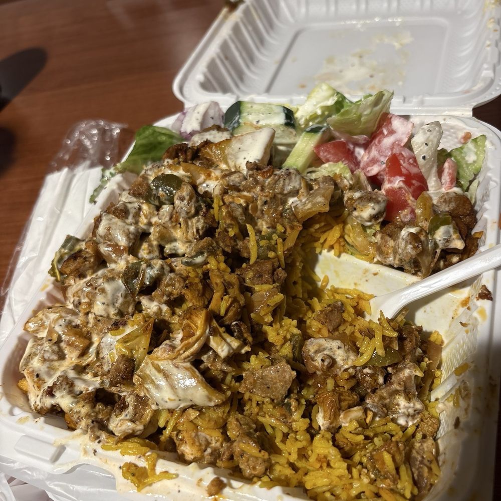 Star grill - Lamb Chicken and Rice plate with salad Combo Platter(chicken & lamb) - Halal Near Me - Wilmington, Delaware Star grill - Lamb Chicken and Rice plate with salad Combo Platter(chicken & lamb) - Halal Near Me - Wilmington, Delaware