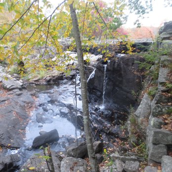 Southford Falls State Park - drought conditions - Parks Near Me - Southbury, Connecticut Southford Falls State Park - drought conditions - Parks Near Me - Southbury, Connecticut