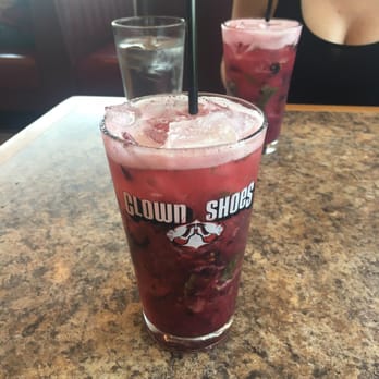 Chill Kitchen & Bar - Blueberry/Mint spritzer - Desserts Near Me - Marlborough, Massachusetts Chill Kitchen & Bar - Blueberry/Mint spritzer - Desserts Near Me - Marlborough, Massachusetts