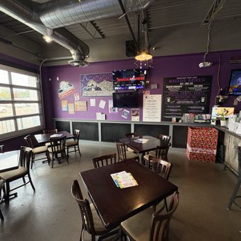 Broadways Shot Spot - Sports Bars Near Me - Englewood, Colorado Broadways Shot Spot - Sports Bars Near Me - Englewood, Colorado