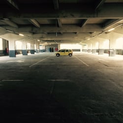 Albert Heijn - 2 verdiepingen parking