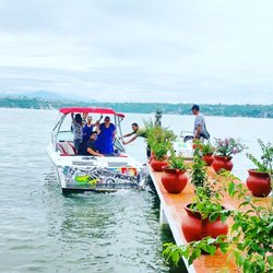 Don Cangrejo - Somebody pay for this water taxi!