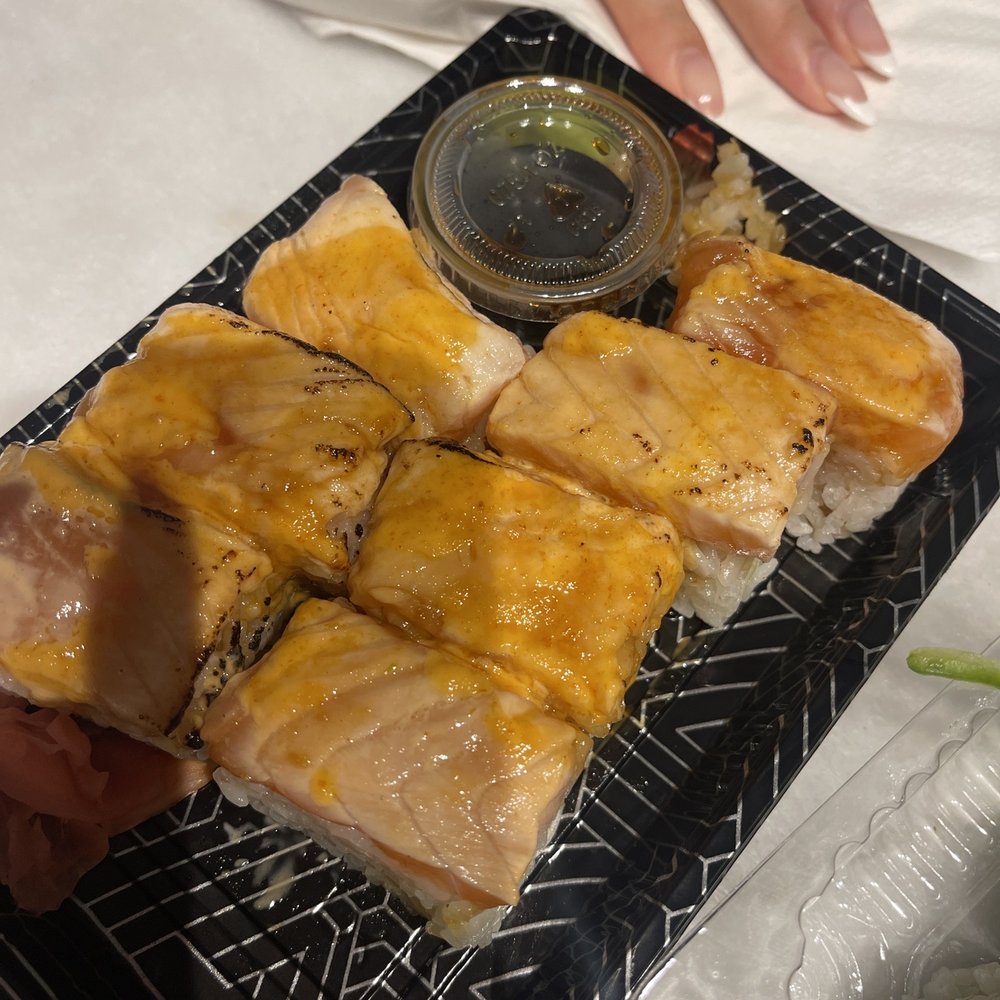torched salmon aburi torched salmon aburi