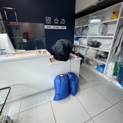 Luxdry - Me dropping 3 bags for wash and fold