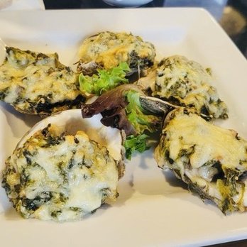 The Full Moon Oyster Bar - Moon Rockers* - Seafood Near Me - Clemmons, North Carolina