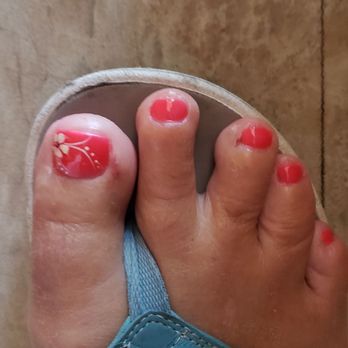 Be Nails - Orange toenails, pink fingernails - Nail Salons Near Me - Sun City, Arizona Be Nails - Orange toenails, pink fingernails - Nail Salons Near Me - Sun City, Arizona