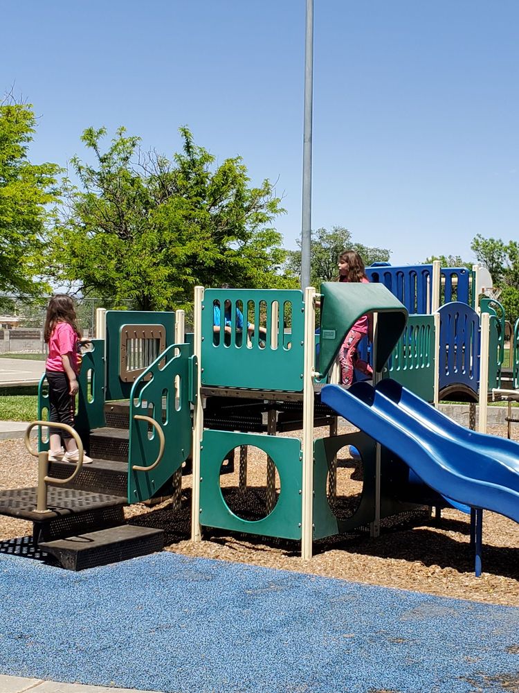 LOMA DEL NORTE PARK Updated October 2024 13 Photos 7898 Raymond Ne Dr, Albuquerque, New