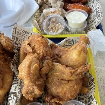 Jong Ro Chicken - Whole Fried Chicken, Snow Cheddar & Sweet Chile Chicken, Ramyun Wall and Green Grape (Korean Convenient Store inspired) - Chicken Wings Near Me - Henderson, Nevada Jong Ro Chicken - Whole Fried Chicken, Snow Cheddar & Sweet Chile Chicken, Ramyun Wall and Green Grape (Korean Convenient Store inspired) - Chicken Wings Near Me - Henderson, Nevada