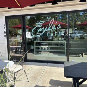Emile’s Cafe - Outside - Cafes Near Me - West Sacramento, California Emile’s Cafe - Outside - Cafes Near Me - West Sacramento, California