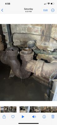 Moose Sewers & Drains Logo