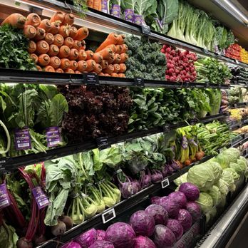 Erewhon Manhattan Beach - Veggies - Grocery Near Me - Manhattan Beach, California Erewhon Manhattan Beach - Veggies - Grocery Near Me - Manhattan Beach, California