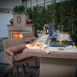 Summer Breeze Outdoor Kitchen