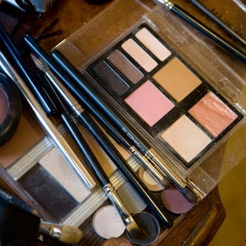 Christine Diaz - Makeup Artists Near Me