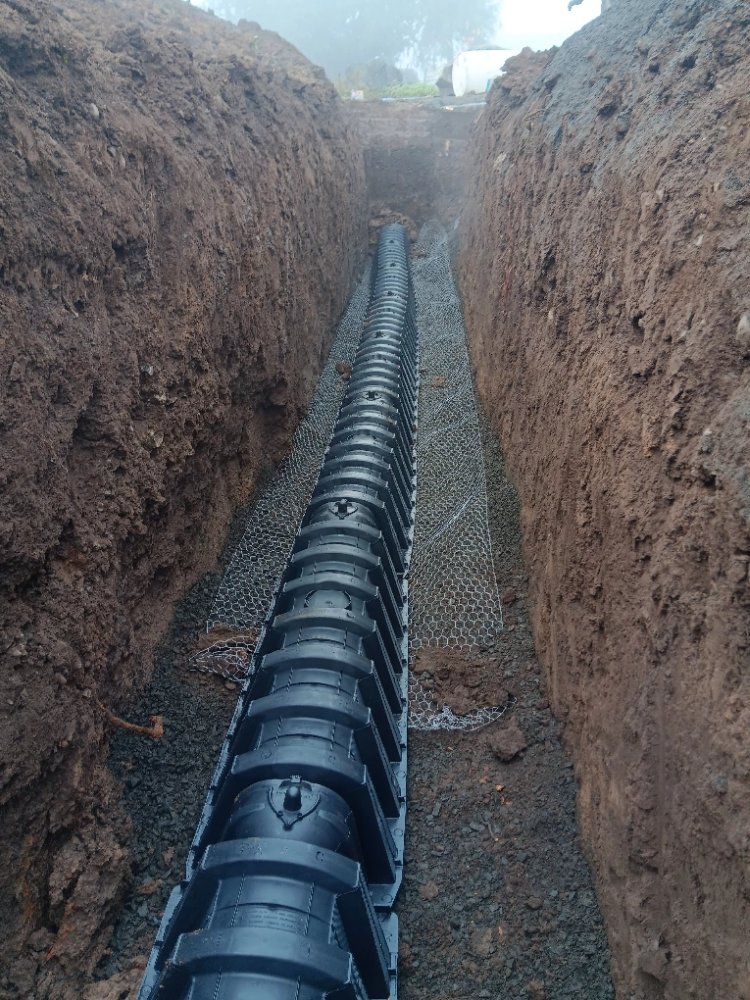 Slide of Mid Valley Drain