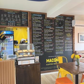 Macondo Calle 8 - Coffee Roasteries Near Me - Miami, Florida Macondo Calle 8 - Coffee Roasteries Near Me - Miami, Florida