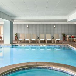 Renaissance Shoals Resort & Spa