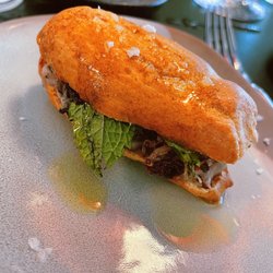 Elementary - Banh mi eclair