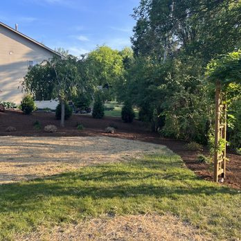 Reliable Landscaping Inc - a backyard with a gravel patio - Landscaping Near Me - Canton, Michigan Reliable Landscaping Inc - a backyard with a gravel patio - Landscaping Near Me - Canton, Michigan