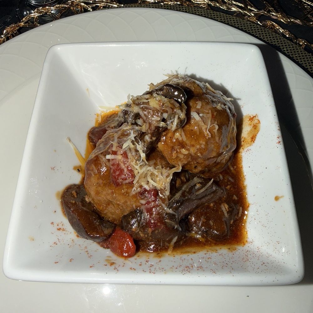 Café Cantante - Albóndigas (meatballs) - Asian Fusion Near Me - Miami, Florida