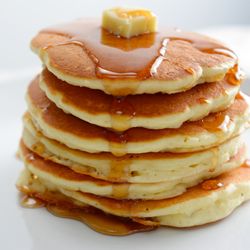 Breakfast in Bed - Fluffy, homemade pancakes