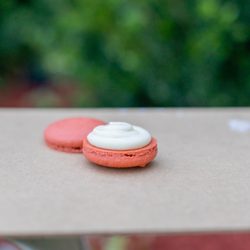 Tut’s Bakery - White Chocolate Chai Macaron