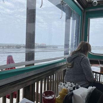Squid Lips - Covered patio - Seafood Near Me - Melbourne, Florida