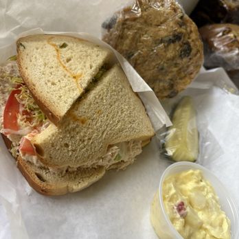 Aspen Mills Bakery - Newporter Lunchbox Online - Bakeries Near Me - La Quinta, California Aspen Mills Bakery - Newporter Lunchbox Online - Bakeries Near Me - La Quinta, California