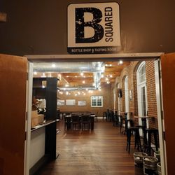 Harvey's Bar and Grill