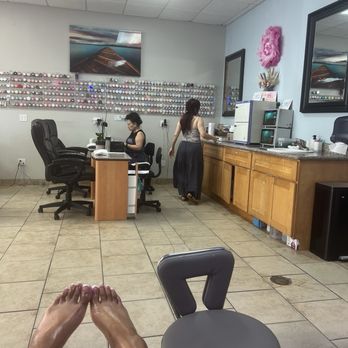 Luxury Nails - Feet and clean salon - Nail Salons Near Me - Brentwood, California Luxury Nails - Feet and clean salon - Nail Salons Near Me - Brentwood, California