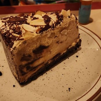 Ricado's Italian Restaurant - Mud pie - Italian Near Me - Aiea, Hawaii