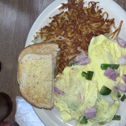 Homestyle Country Cafe - Ham and eggs, adding onions and green peppers