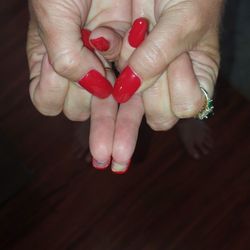 Darian Luxury Nails & Spa - Every nail is uneven