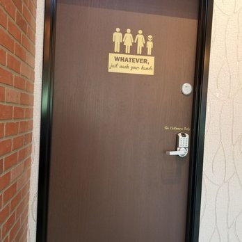 Vanitea Café - finally, a bathroom that accepts my kind! #alien!!! - Desserts Near Me - El Cajon, California