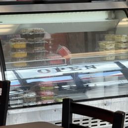 Dessert case