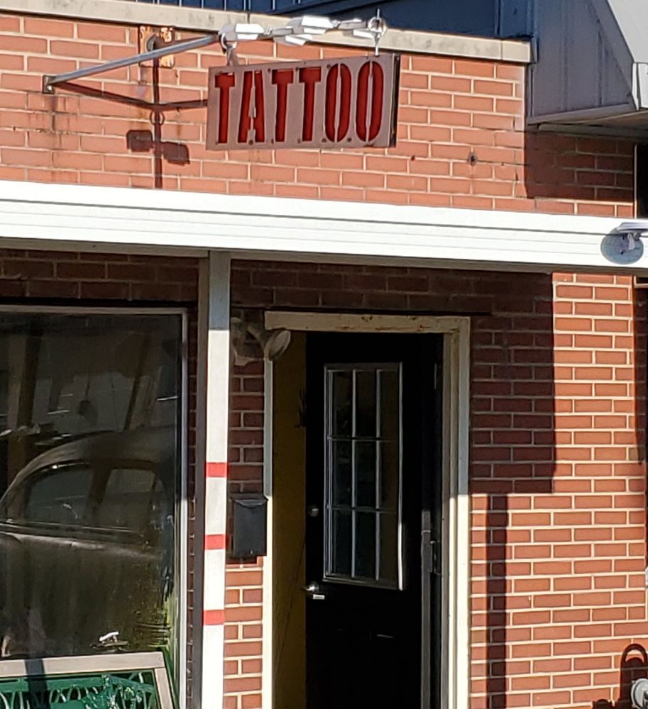 LowBrow Tattoo Company Logo