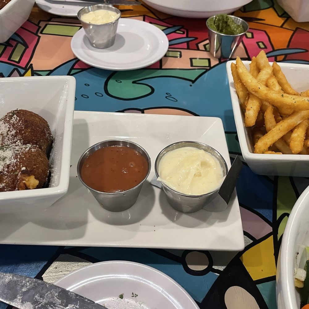 My Favorite Spot - Mac and cheese balls and truffle fries - Breakfast & Brunch Near Me - Hollywood, Florida