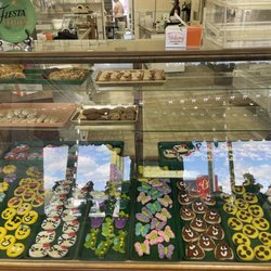 Frank's Pastry Shop