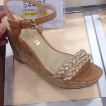 DSW Designer Shoe Warehouse - Choice 1 - Shoe Stores Near Me - San Diego, California DSW Designer Shoe Warehouse - Choice 1 - Shoe Stores Near Me - San Diego, California