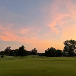 LaFortune Park Golf Course - The practice putting green is accessible early in the mornings in the summer (photo taken at 6:15am)